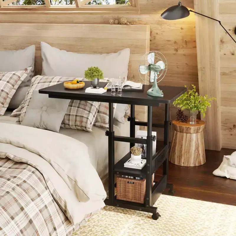 Table d'appoint réglable en hauteur avec port USB et roulettes