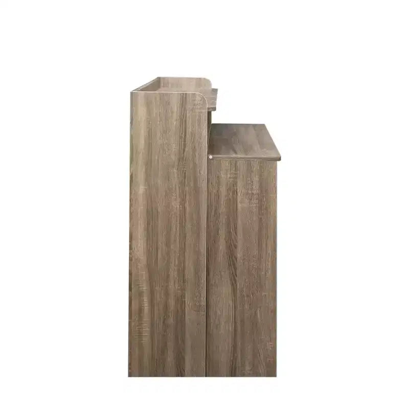 Table rectangulaire polyvalente et peu encombrante