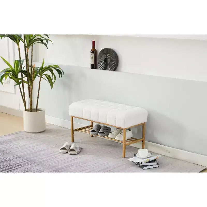 Banc à chaussures en peluche douce avec étagère, banc ottoman moderne en bout de lit