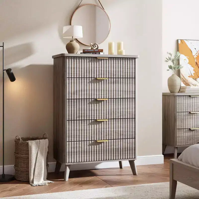 Commode moderne en bois au profil incurvé