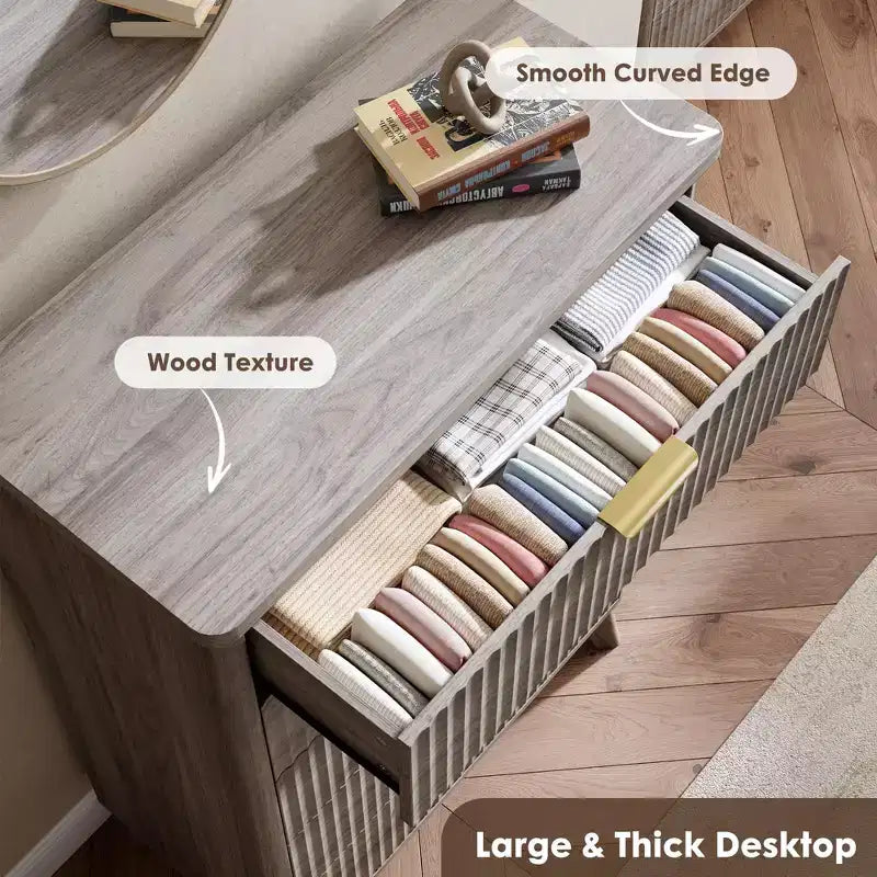 Commode moderne en bois au profil incurvé