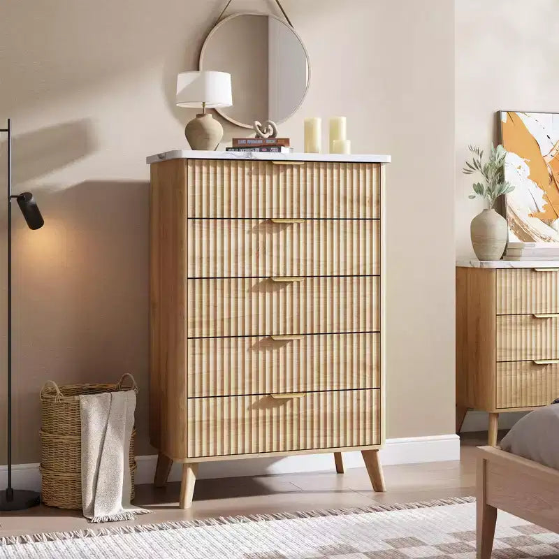 Commode moderne en bois au profil incurvé